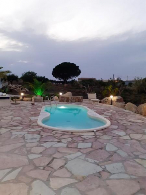 4 bedrooms villa with private pool jacuzzi and enclosed garden at Buseto Palizzolo 6 km away from the beach, Buseto Palizzolo